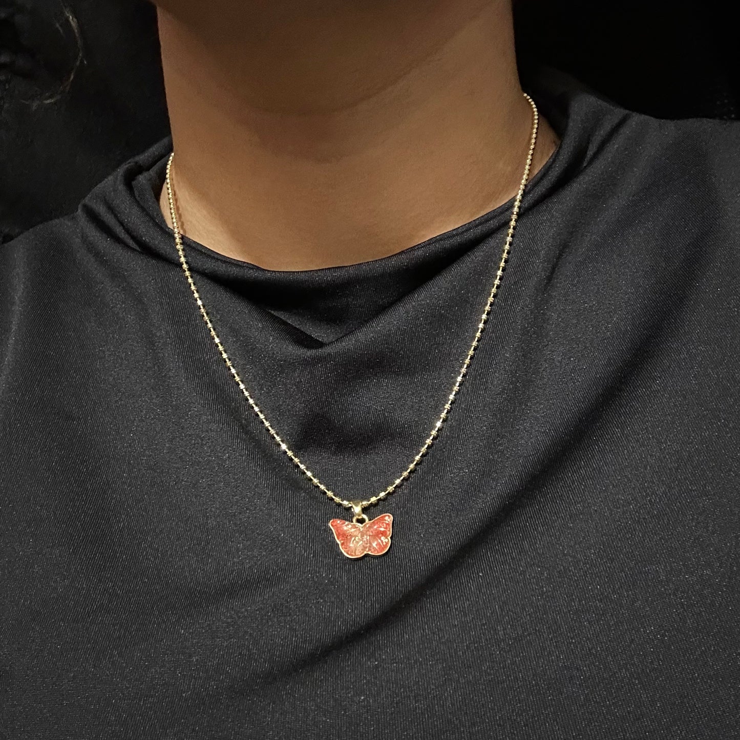 Mariposa Naranja Necklace